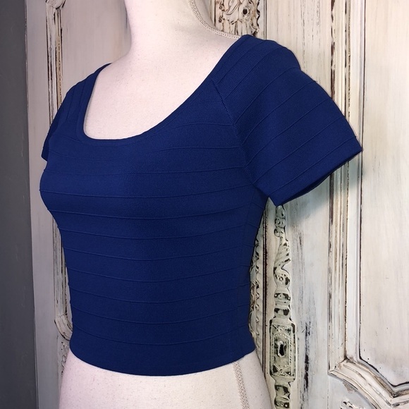 Nordstrom Lucy Paris Body-con Ribbed True Blue Scoop Neck Short Sleeve Crop Top - Picture 3 of 10